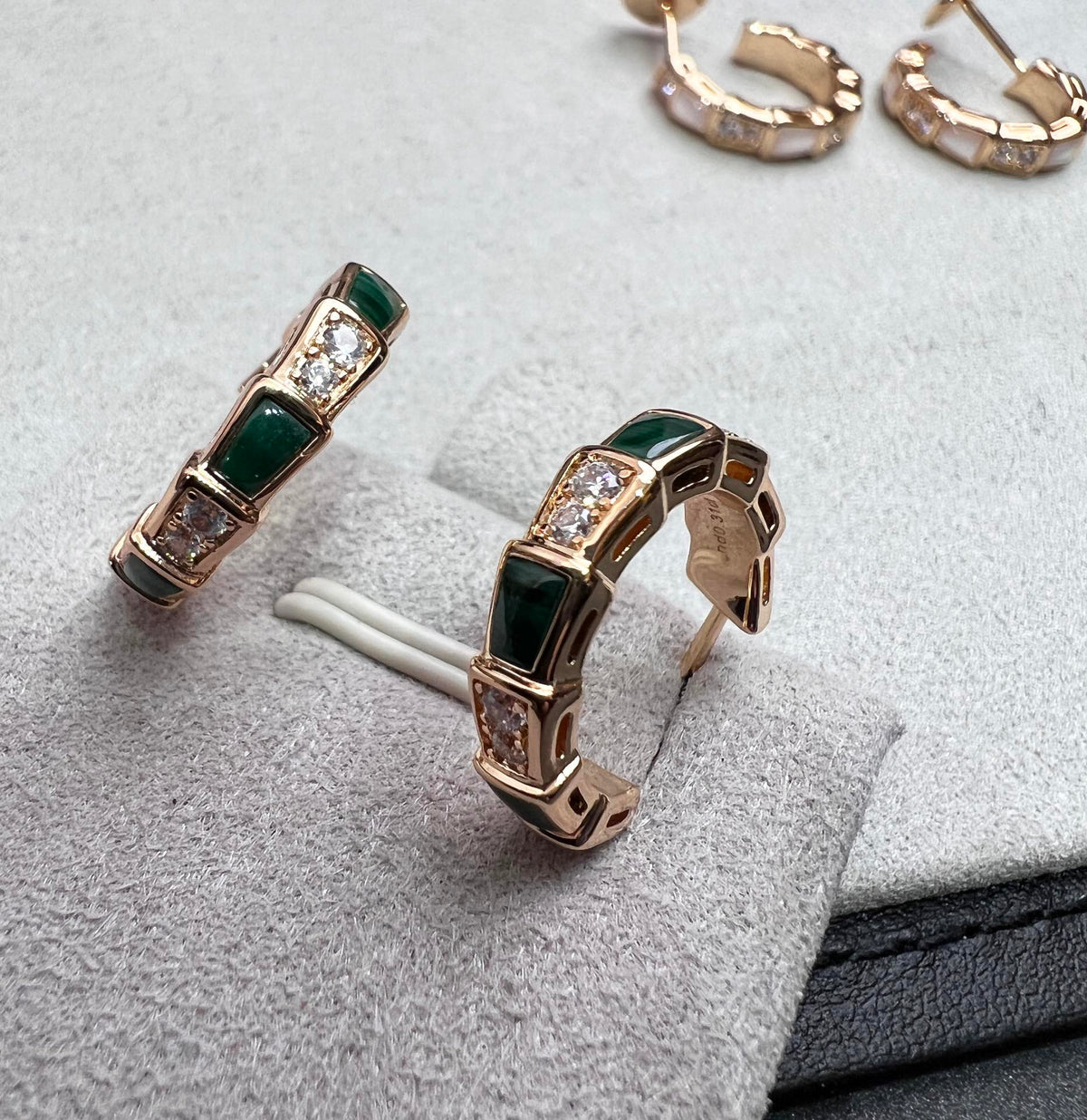 [Marins]SERPENTI MALACHITE PINK GOLD EARRINGS