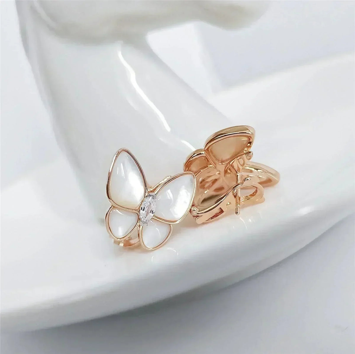 [Marins]BUTTERFLY MOP DIAMOND EARRINGS