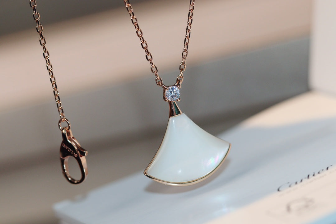 [Marins]DREAM NECKLACE WHITE MOP PINK GOLD 1 DIAMOND