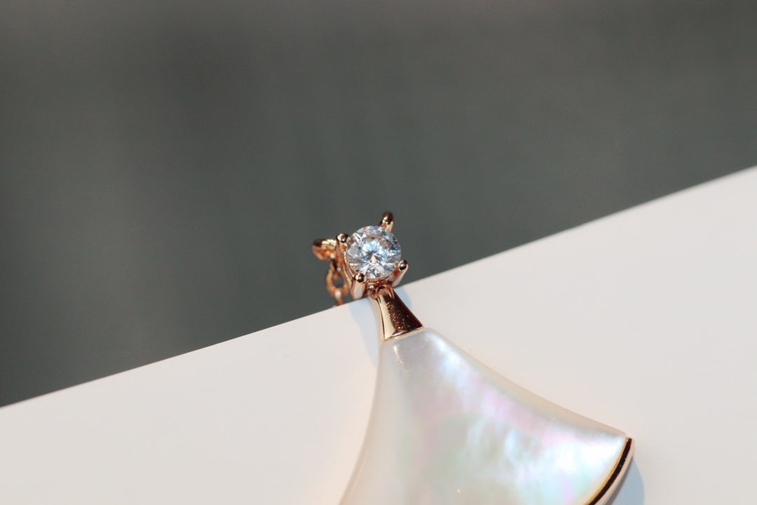 [Marins]DREAM NECKLACE WHITE MOP PINK GOLD 1 DIAMOND