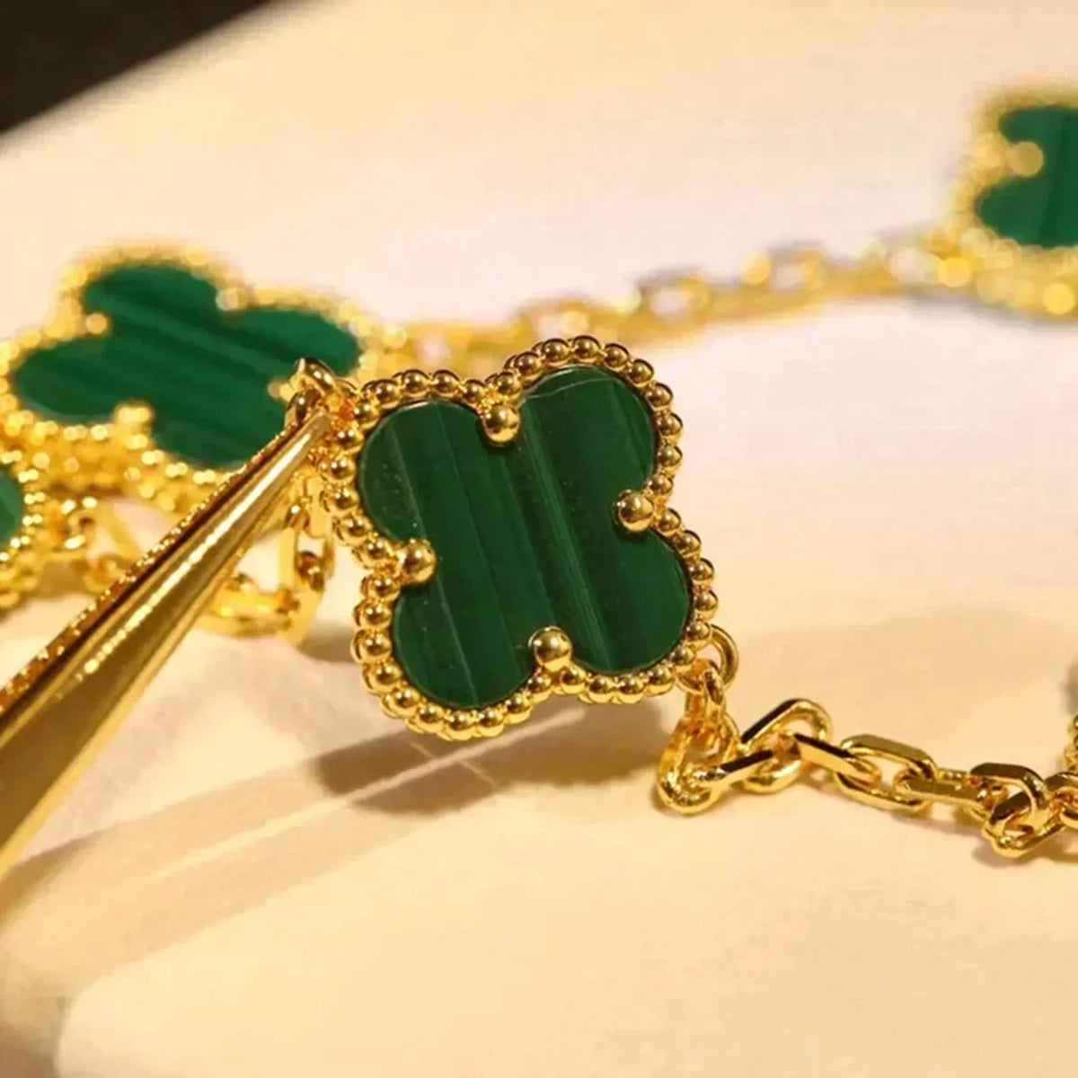 [Marins] CLOVER 5 MOTIF MALACHITE BRACELET COLLECTION