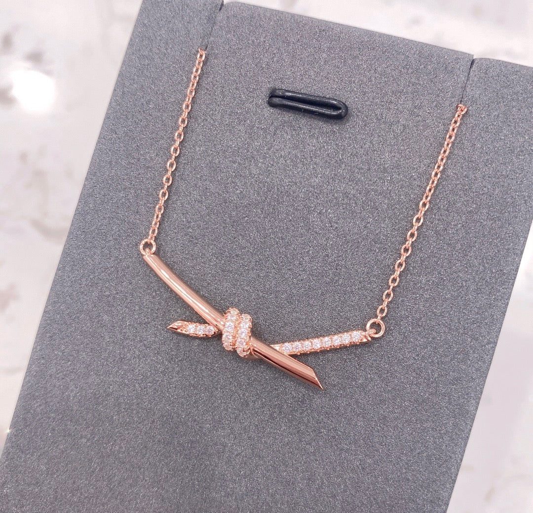 [Marins]KNOT NECKLACE DIAMONDS