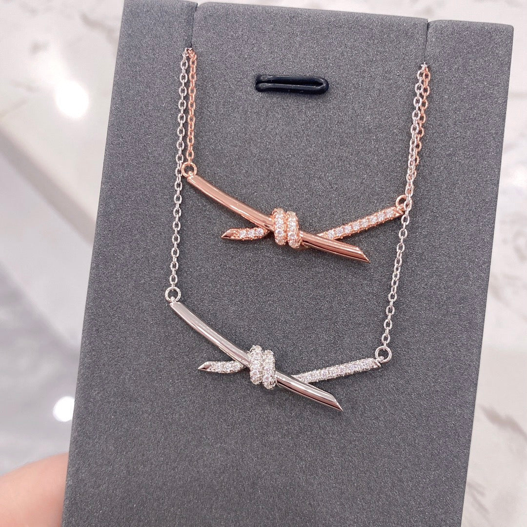 [Marins]KNOT NECKLACE DIAMONDS