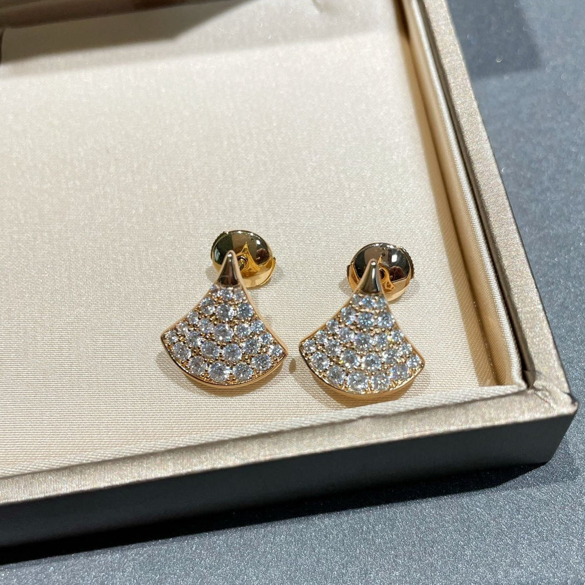 [Marins]DREAM STUD EARRINGS DIAMOND
