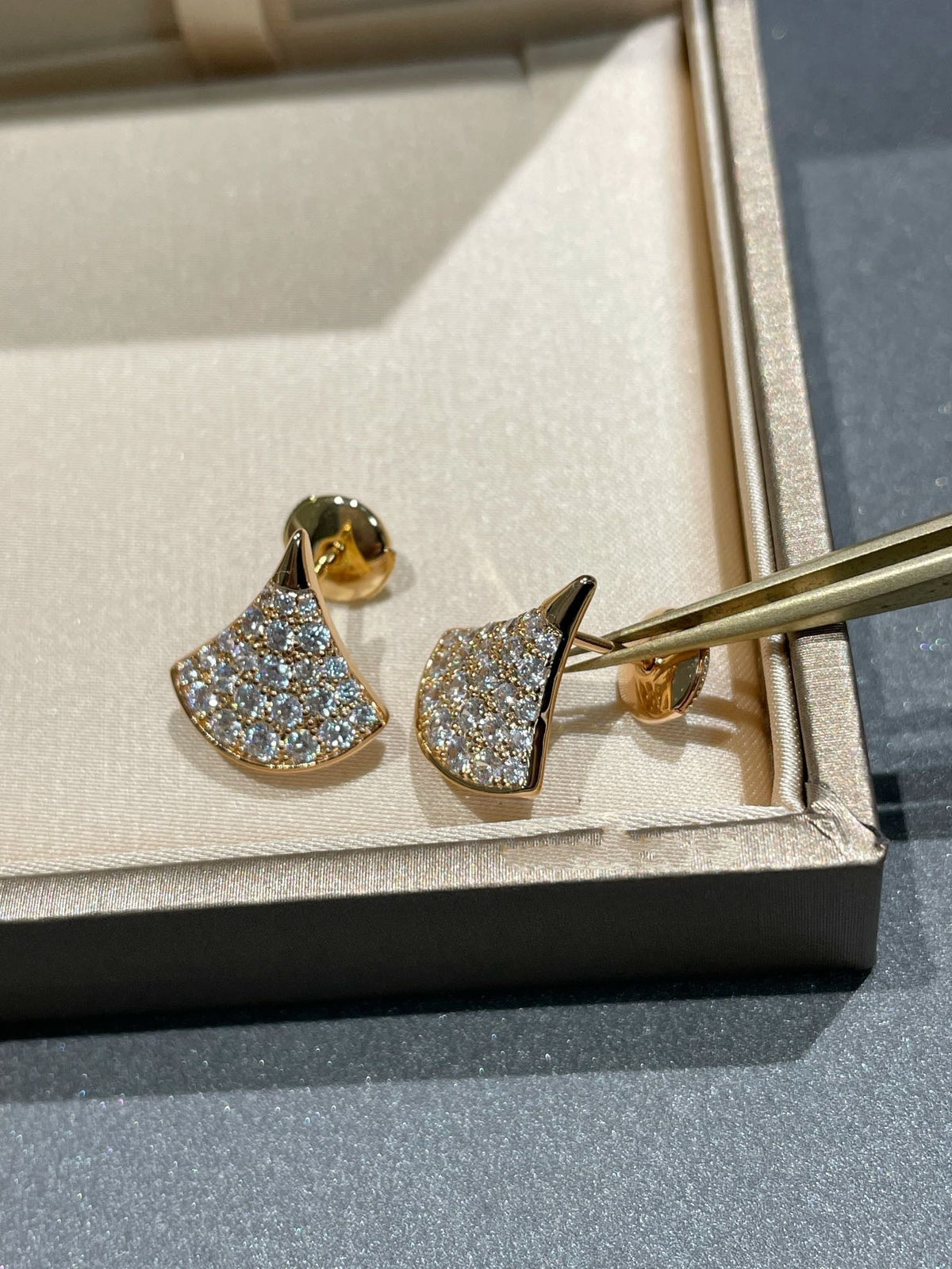 [Marins]DREAM STUD EARRINGS DIAMOND