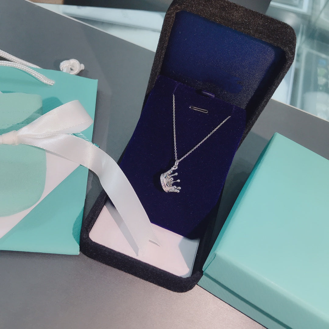[Marins]CROWN PEDANT NECKLACE
