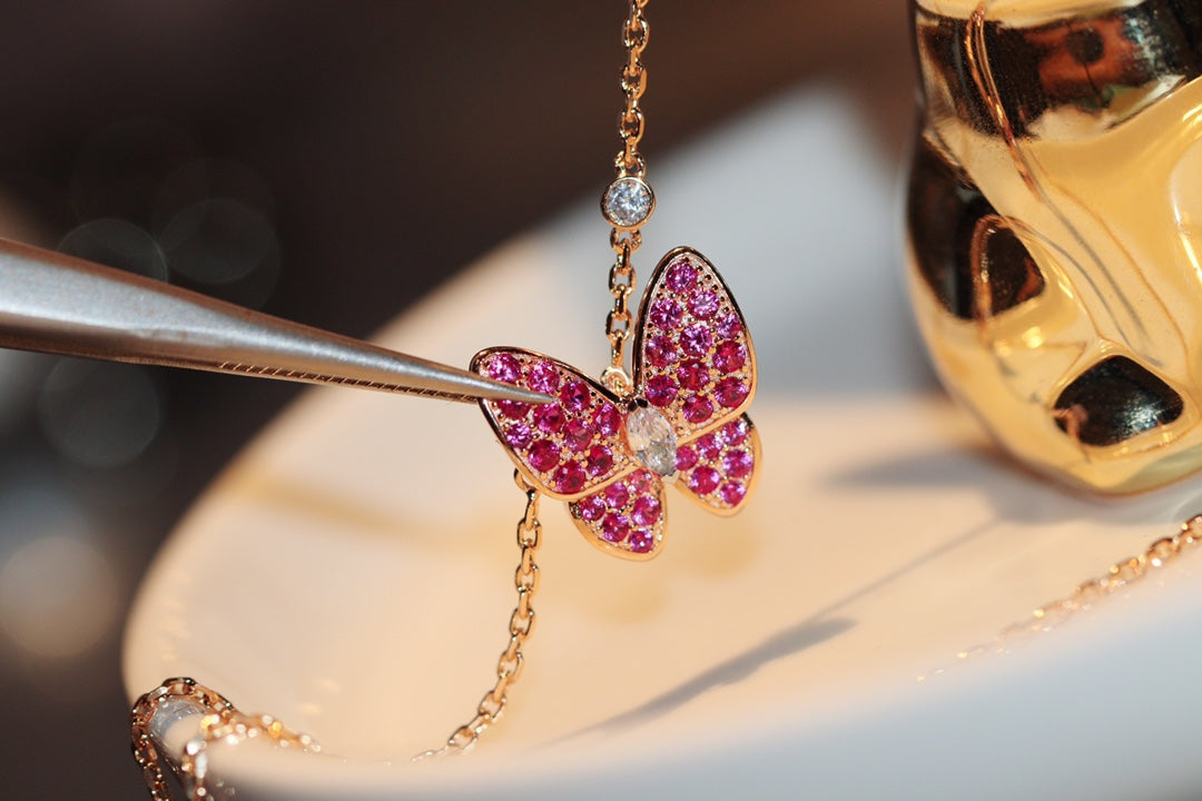 [Marins]BUTTERFLY RED DIAMOND ROSE GOLD NECKLACE