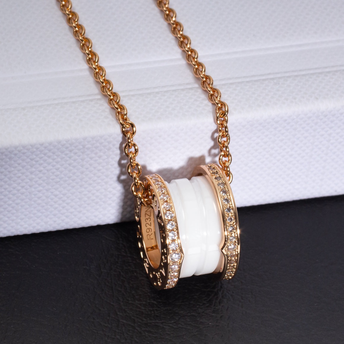 [Marins]ZERO 1 WHITE CERAMIC PINK GOLD DIAMOND NECKLACE