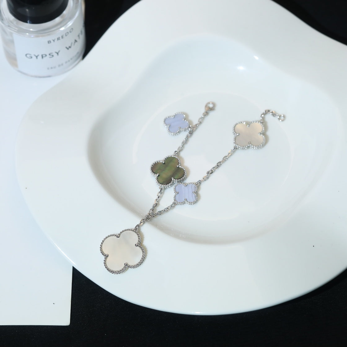 [Marins]CLOVER BRACELET 5 MOTIFS MOP CHALCEDONY SILVER