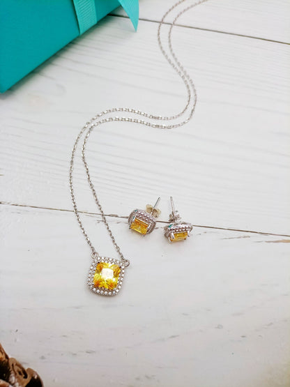 [Marins]SPARKLERS CITRINE GEMSTONE PENDANT NECKLACE STERLING SILVER
