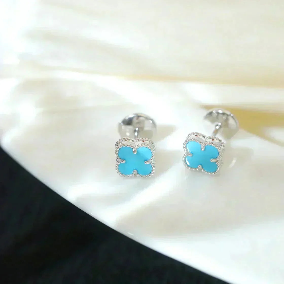 [Marins]CLOVER MINI 9.5MM ONYX STUD EARRINGS SILVER