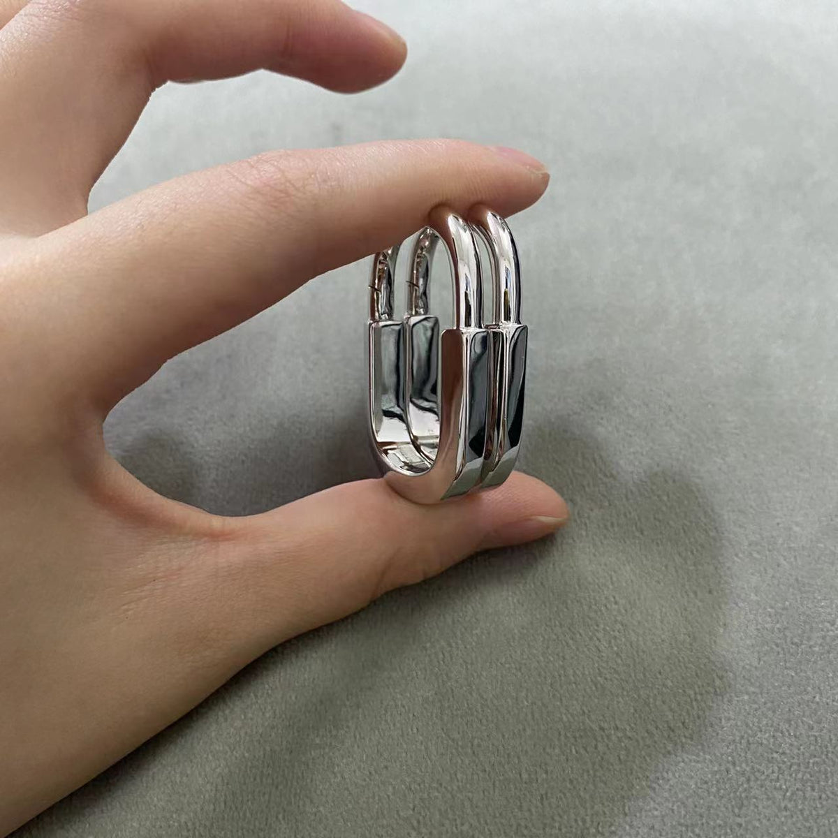 [Marins]LOCK MEDIUM EARRINGS
