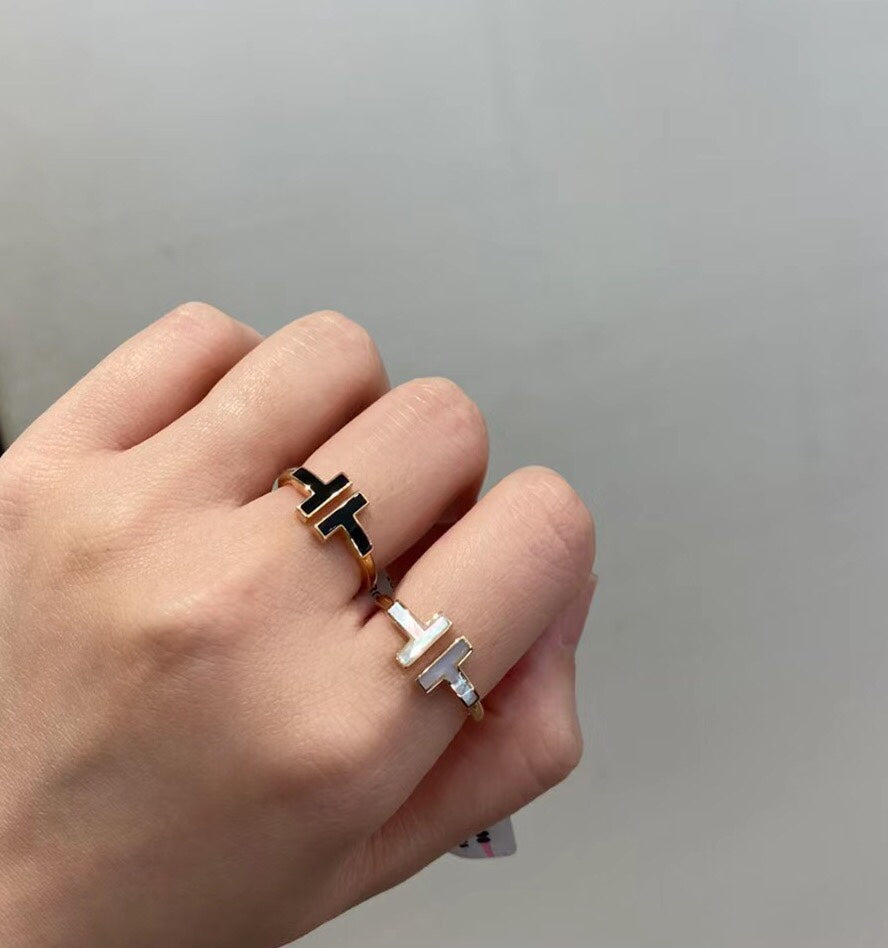 [Marins]T SMALL ONYX PINK GOLD RING