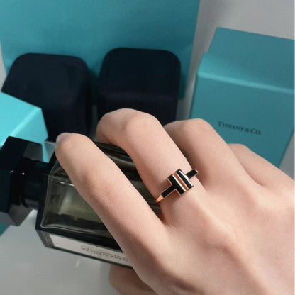 [Marins]T SMALL ONYX PINK GOLD RING
