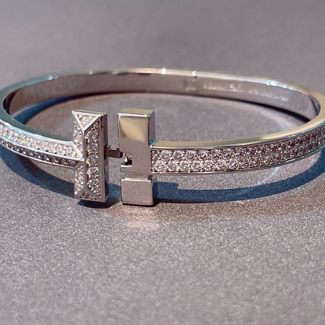 [Marins]T1 WIDE HINGED BANGLE DIAMOND PAVED BRACELET