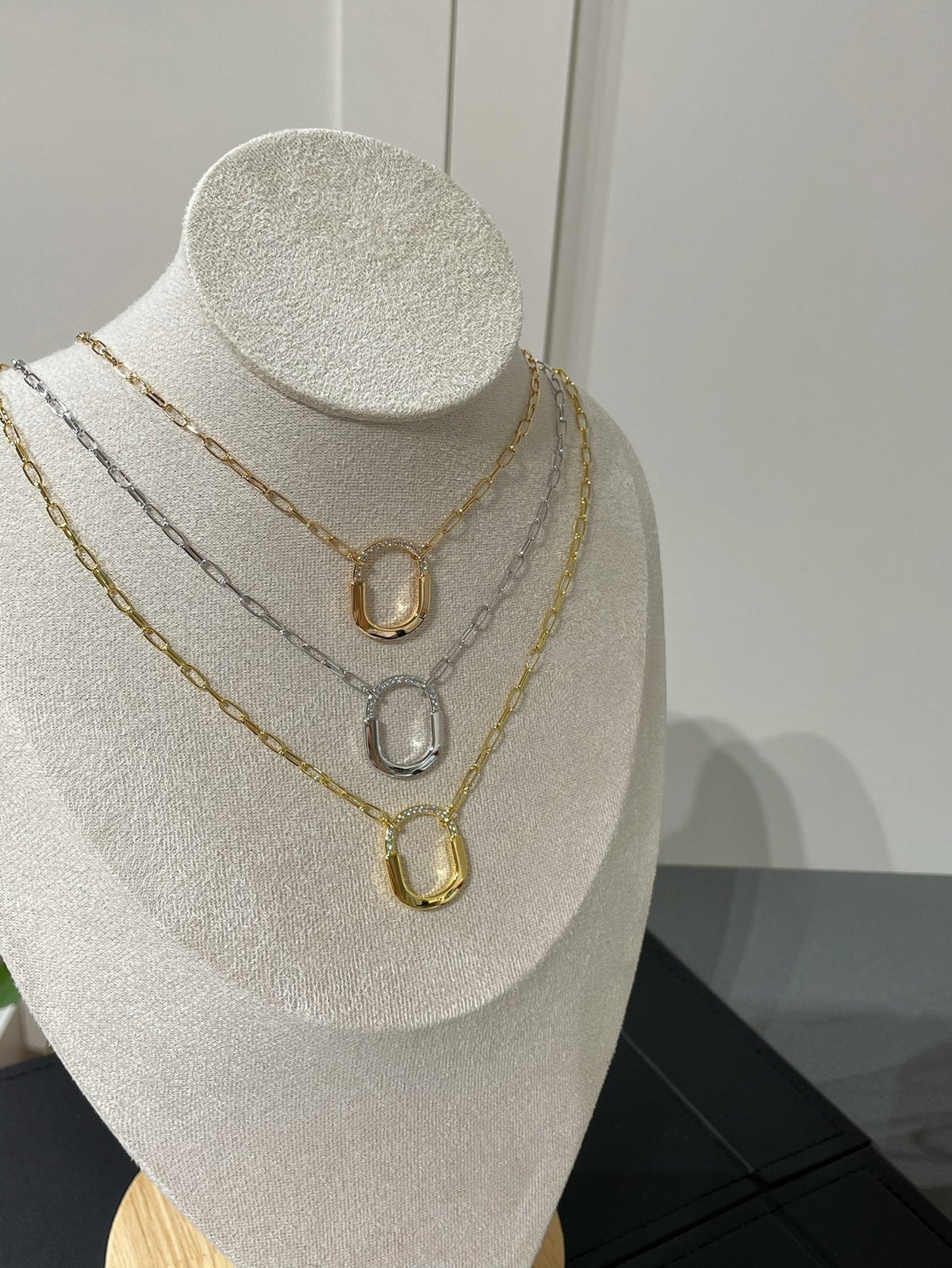 [Marins]LOCK MEDIUM PENDANT DIAMOND NECKLACE