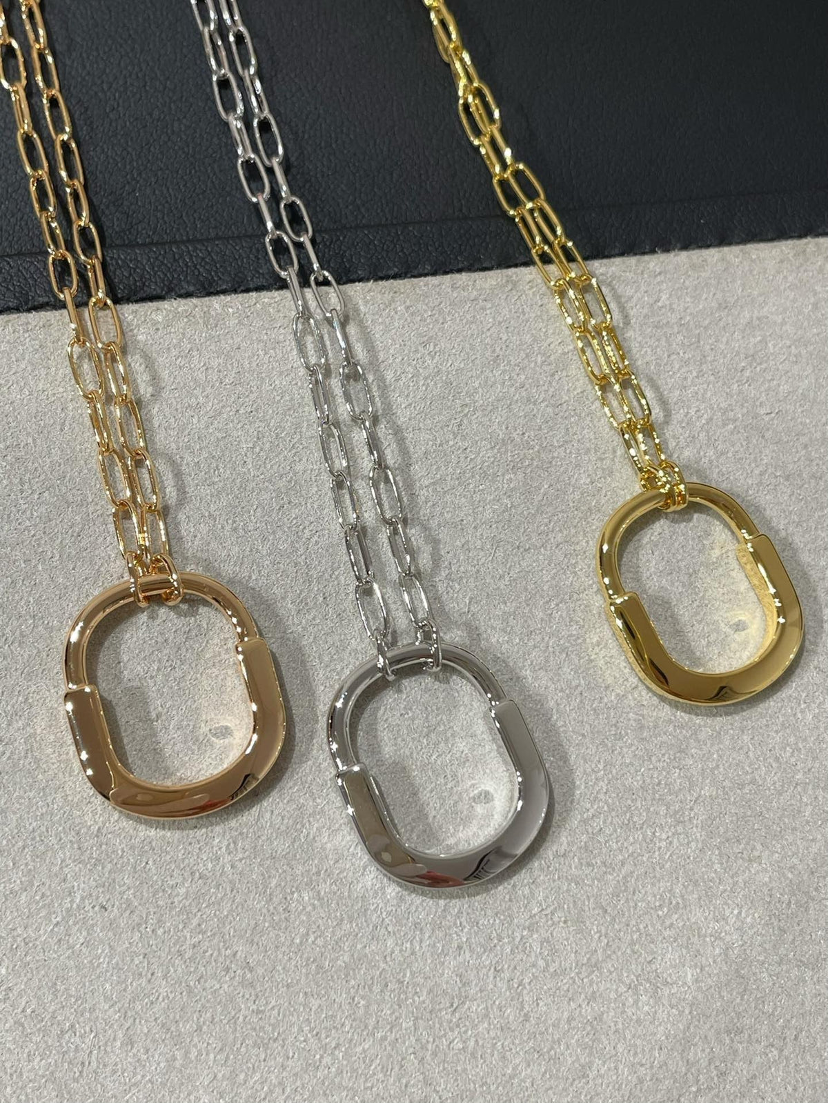 [Marins]LOCK MEDIUM PENDANT DIAMOND NECKLACE