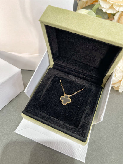 [Marins]CLOVER ROCK CRYSTAL ROSE GOLD NECKLACE