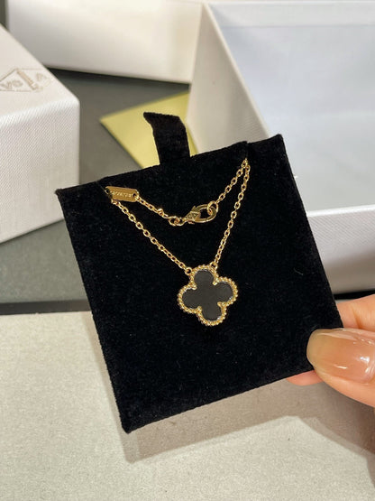 [Marins]CLOVER ROCK CRYSTAL ROSE GOLD NECKLACE