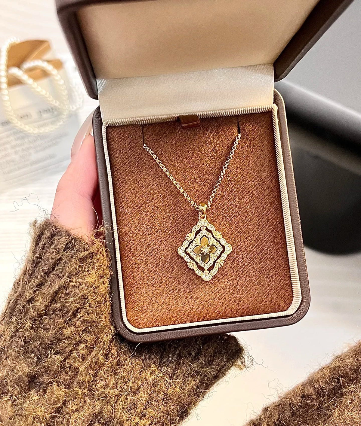 [Marins] B.C.L ENAMEL ROTATING SINGLE-DIAMOND NECKLACE（Various colors）