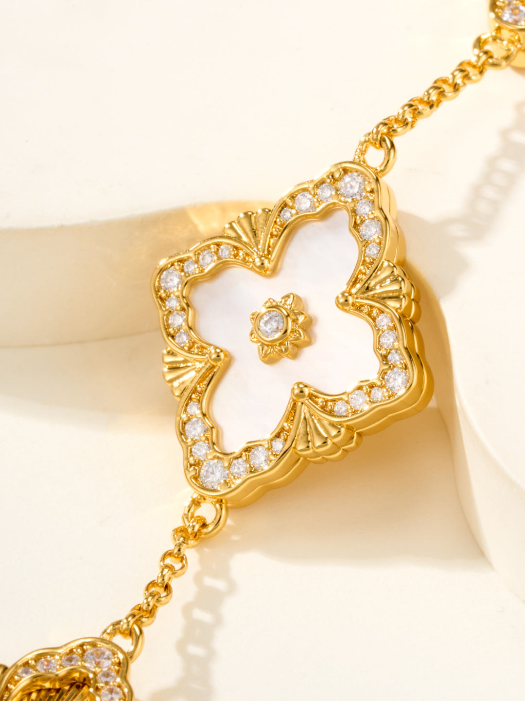 [Marins]B.C.L ENAMELED Five-Flower Bracelet（Various Colors) BIG SIZE