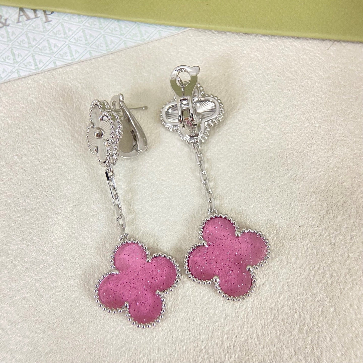 [Marins]2026 NEW CLOVER 2 MOTIF  BUBBLE PINK ENAMEL