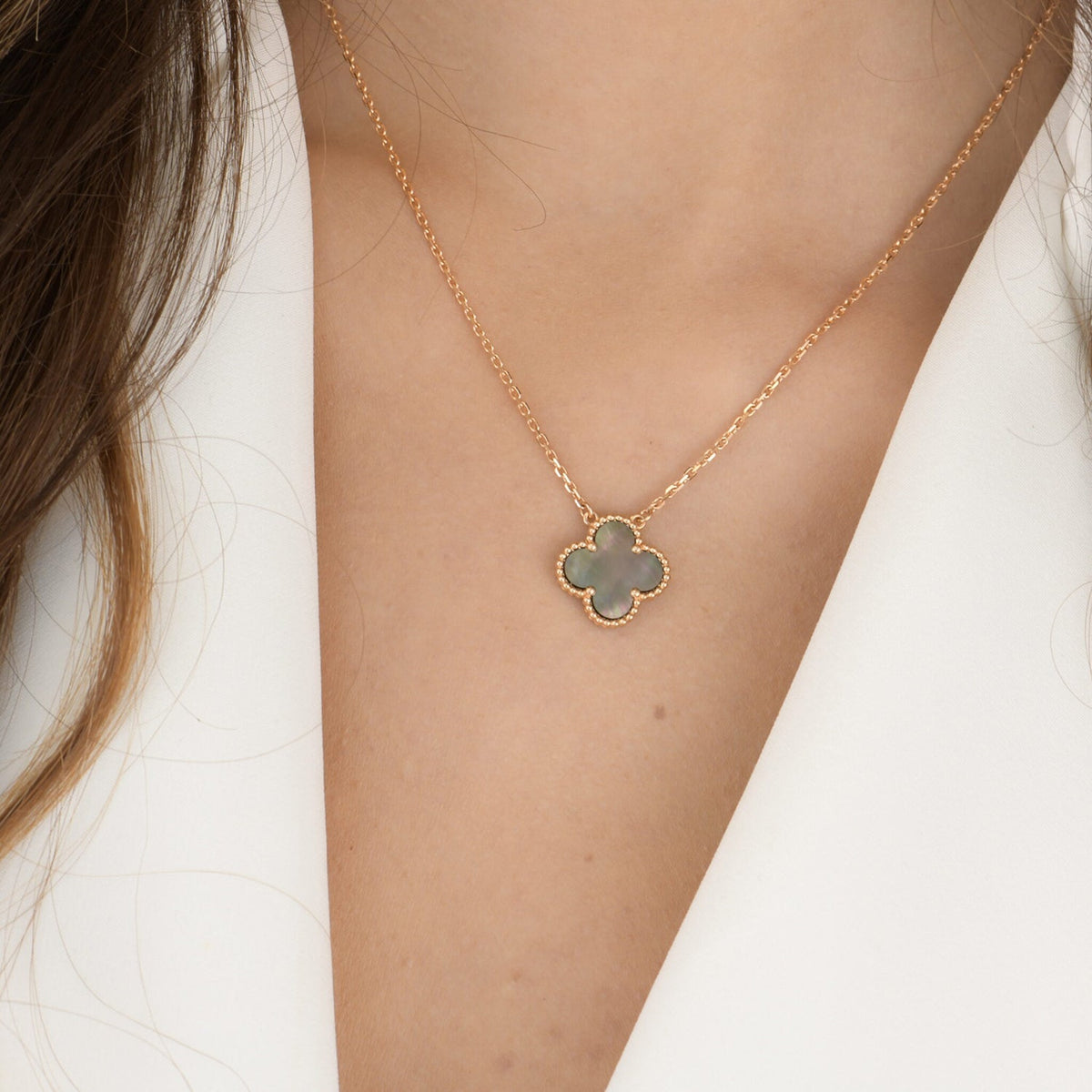 [Marins]CLOVER 15MM  GRAY MOTHER OF PEARL NECKLACE