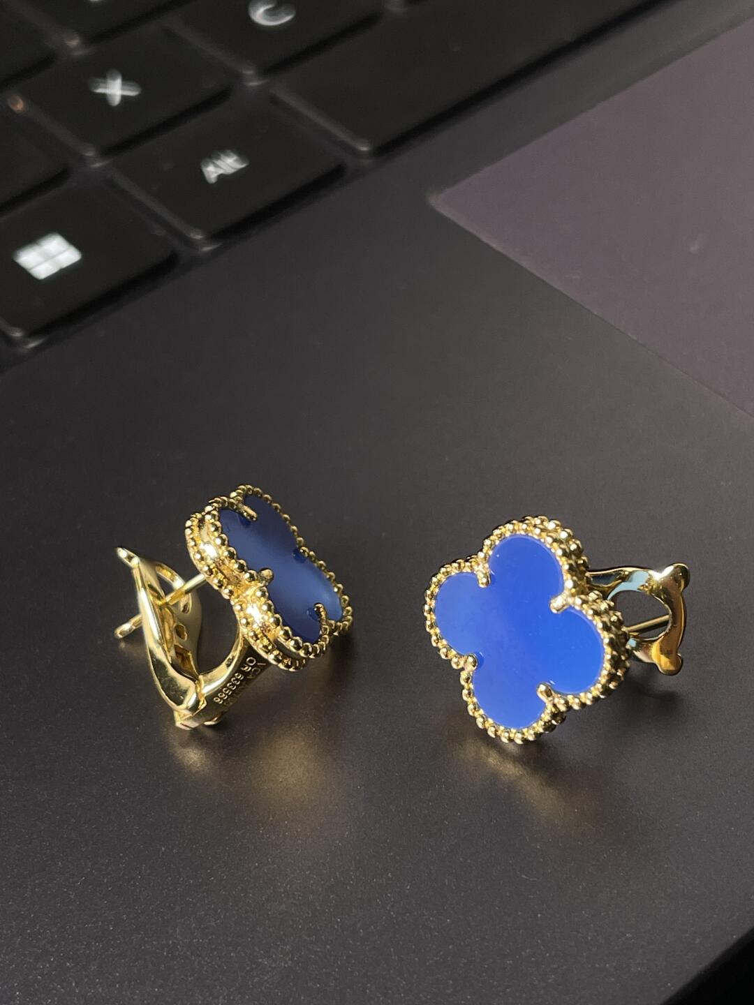 [Marins] CLOVER LARGE (20mm) 1 MOTIFS BLUE MOP STUD EARRINGS
