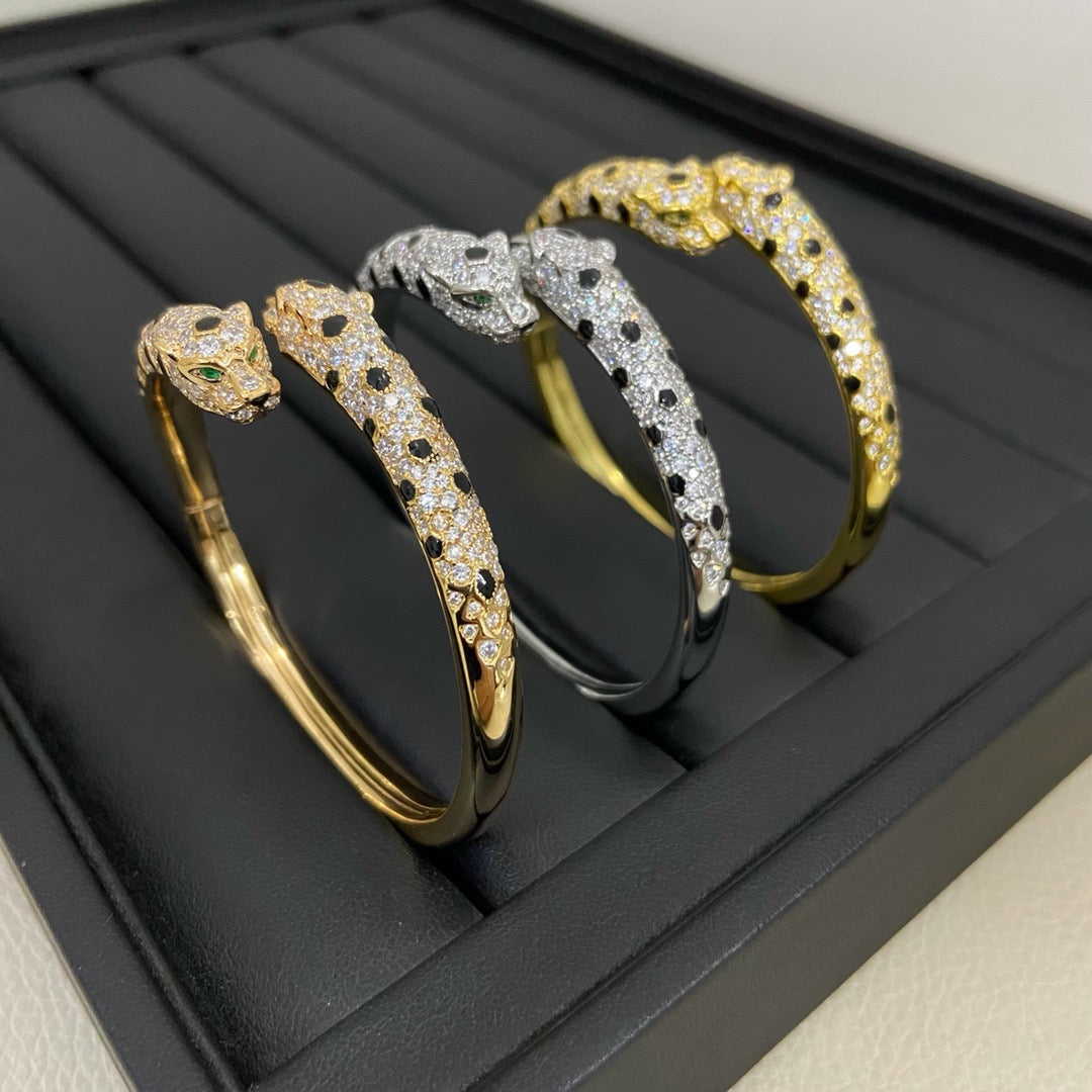[Marins]PANTHERE DOUBLE HEADED HALF DIAMOND OPEN BRACELET