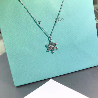 [Marins]STERLING SILVER SNOWFLAKE PENDANT NECKLACE