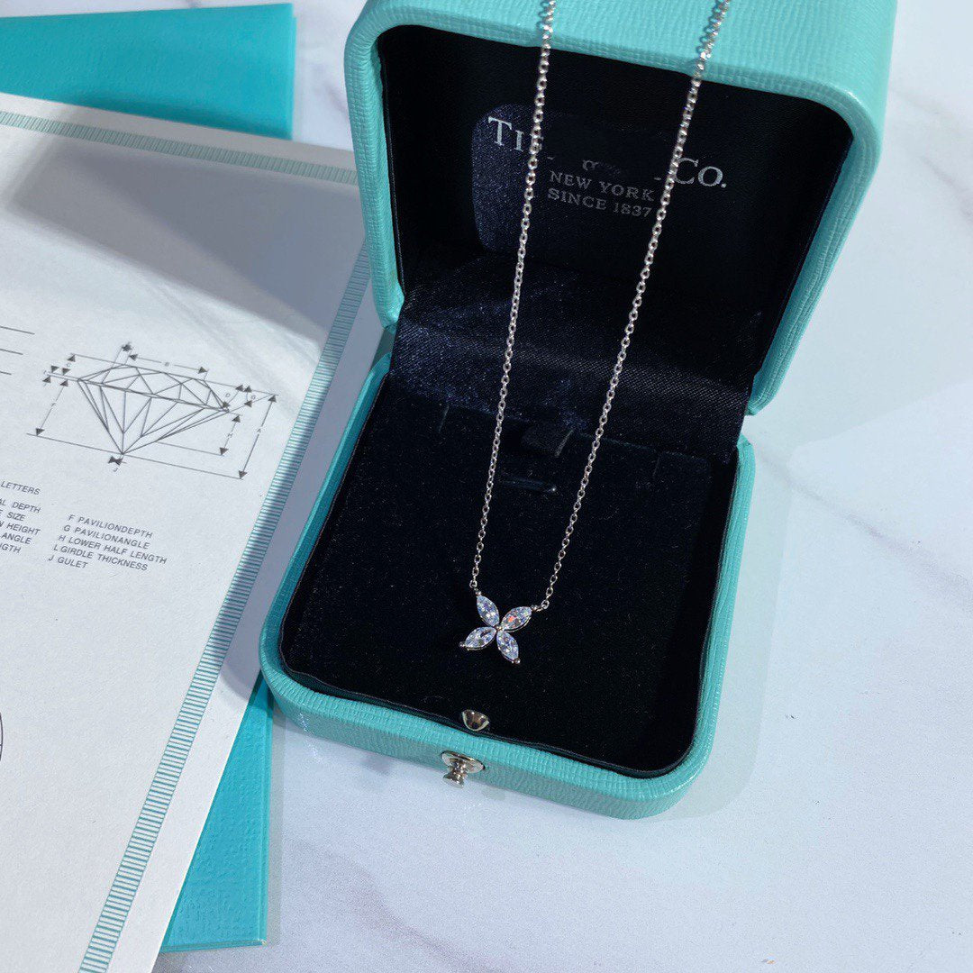 [Marins]PLATINUM AND DIAMOND VICTORIA PENDANT NECKLACE
