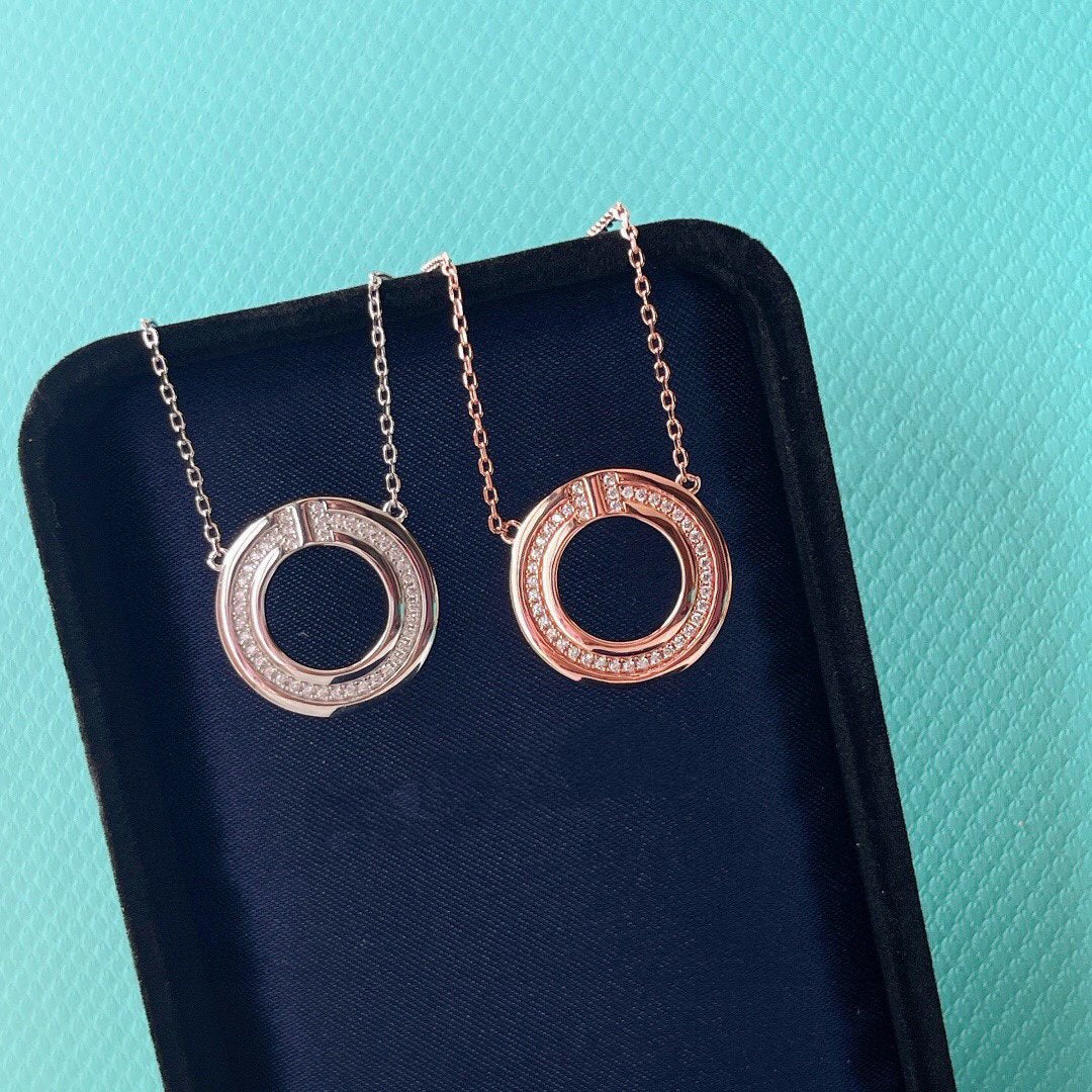 [Marins]DIAMOND AND MOTHER OF PEARL CIRCLE PENDANT