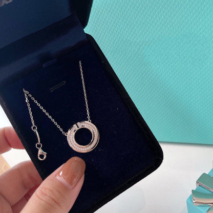 [Marins]DIAMOND AND MOTHER OF PEARL CIRCLE PENDANT