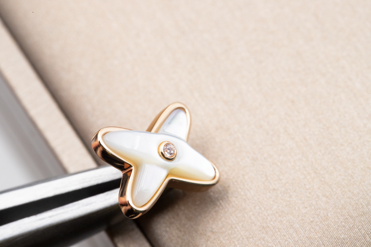 [Marins]JEUX DE WHITE MOP ROSE GOLD DIAMOND EARRINGS