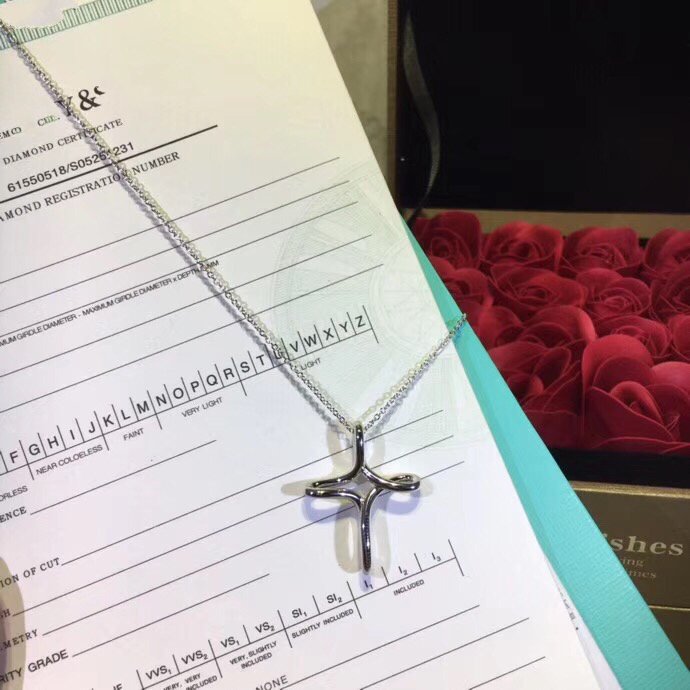 [Marins]CROSS NECKLACE STERLING SILVER MATERIAL