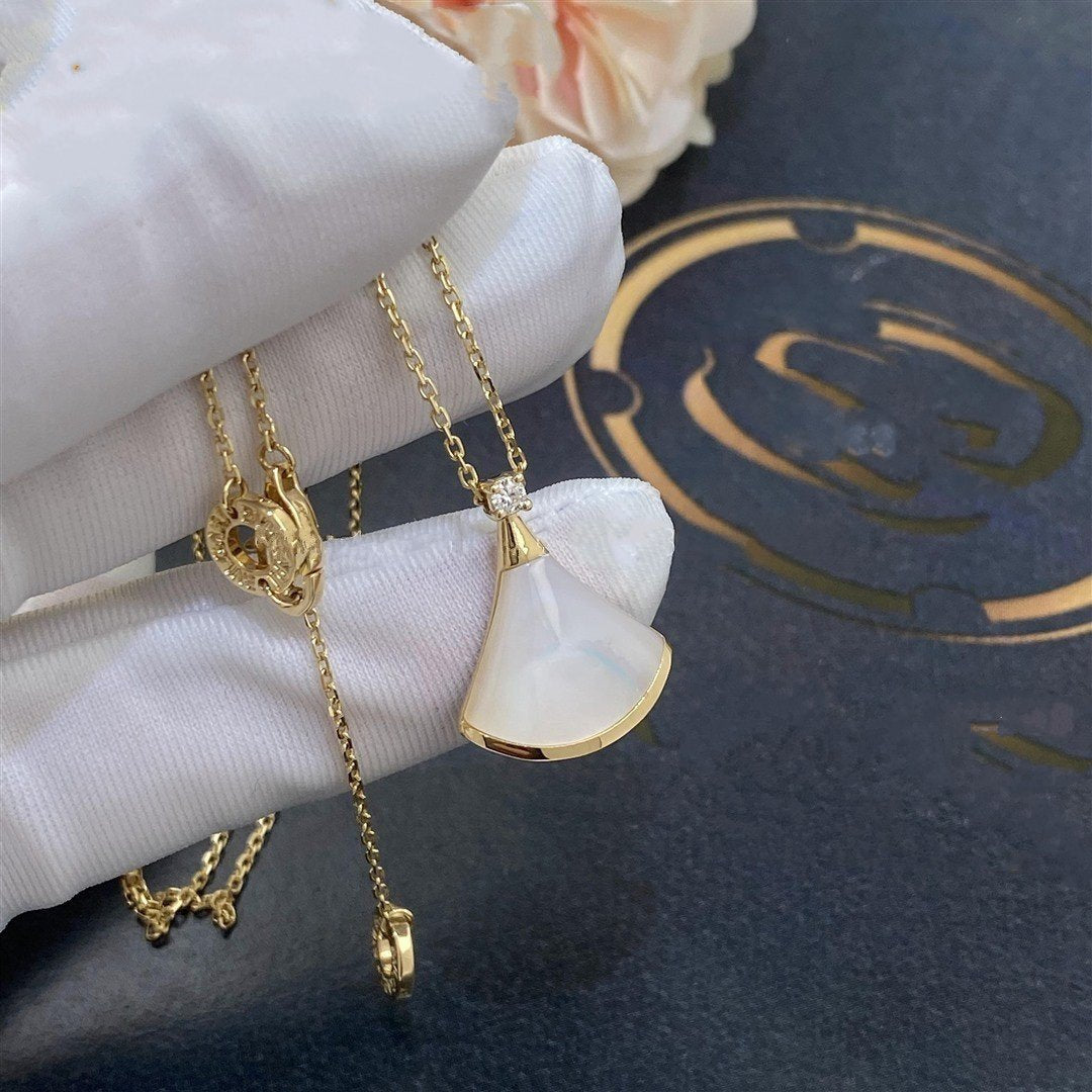 [Marins]DREAM NECKLACE WHITE MOP GOLD 1 DIAMOND