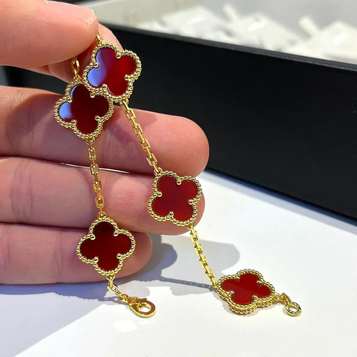 [Marins] CLOVER 5 MOTIF RED CORNELIAN BRACELET COLLECTION