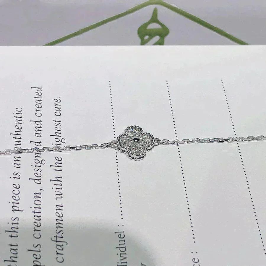 [Marins]CLOVER  SINGLE FLOWER BRACELET SILVER