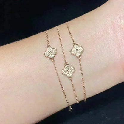 [Marins]CLOVER SINGLE FLOWER BRACELET