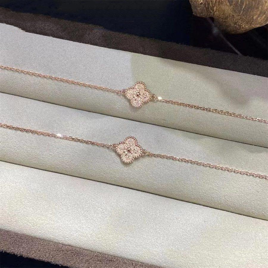 [Marins]CLOVER SINGLE FLOWER BRACELET